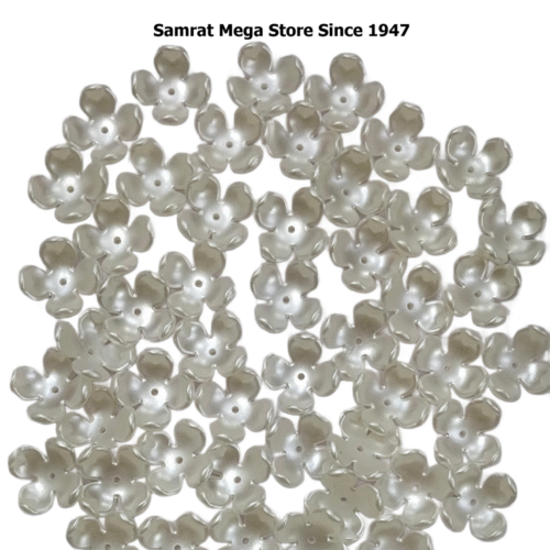Acrylic Flower - Pearl White ~ (50g, 95 pcs)